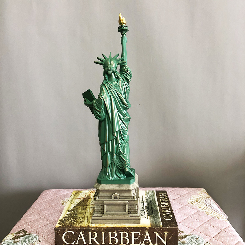 Statue of Liberty Model Desk A - огляд і ціна Home Decor New York