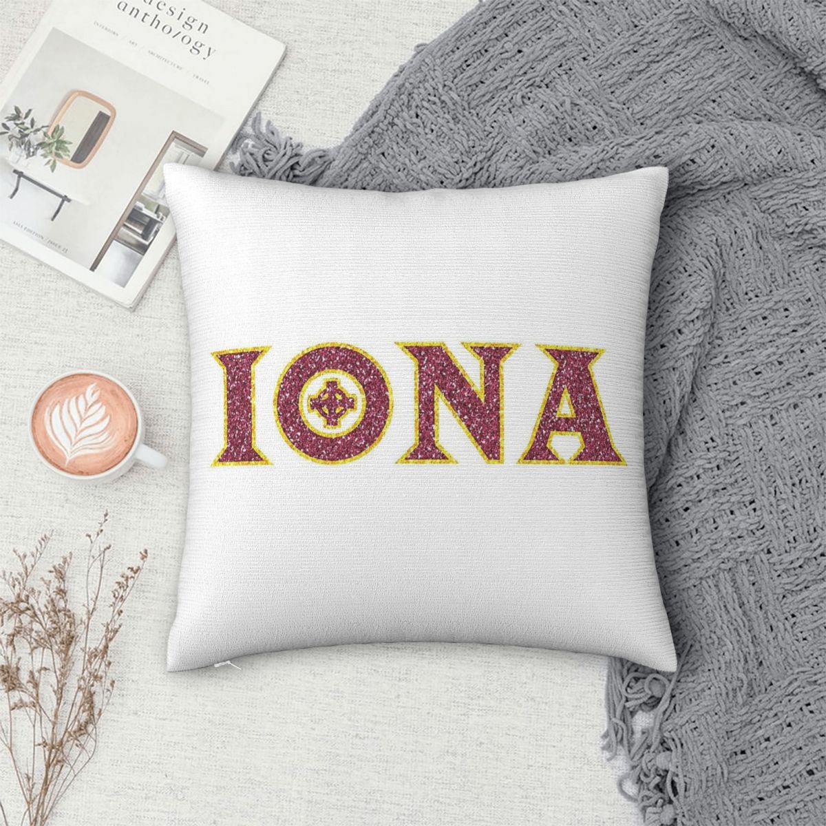 Iona College New York Square P - огляд і ціна Home Decor New York